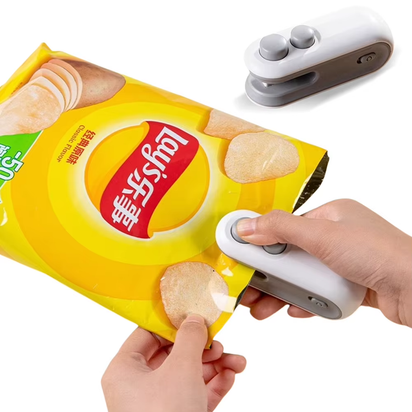2 in 1 Sealer Cutter Portable Resealer Machine Vacuum Food Sealer Handheld Bag Sealing Machine for Food Storage Snacks Freshness